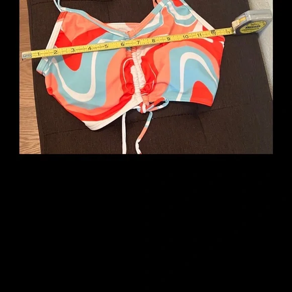 #1040+ Wave Pattern Kids Bikini Set - Picture 5 of 7